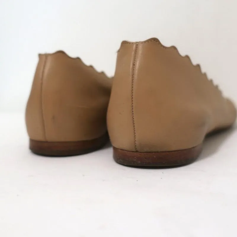 Chloe Lauren Ballet Flats Beige Scalloped Leather Size 38.5