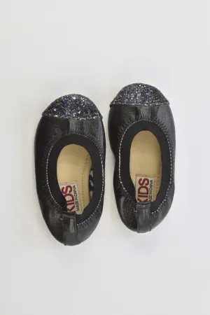 Cotton On Kids Size 7 Shoes