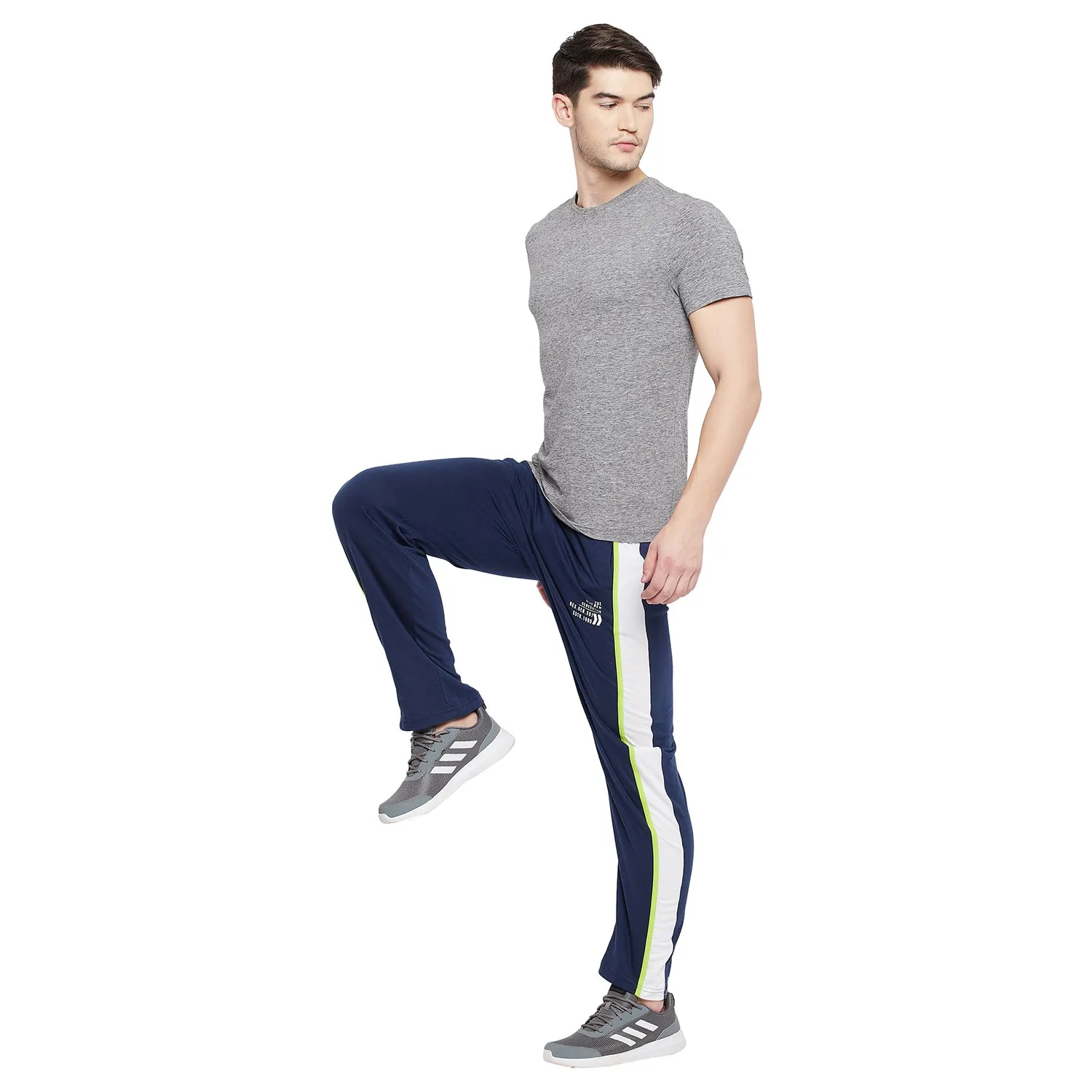 Duke Stardust Men Regular Track Pants (LF5620)