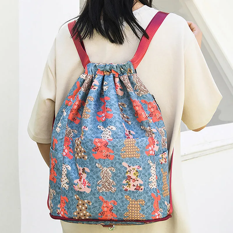 Foldable sports backpack with drawstring closure