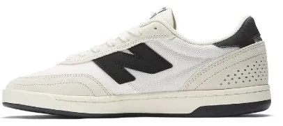 NB Numeric 440 V2 / Sea Salt / Black