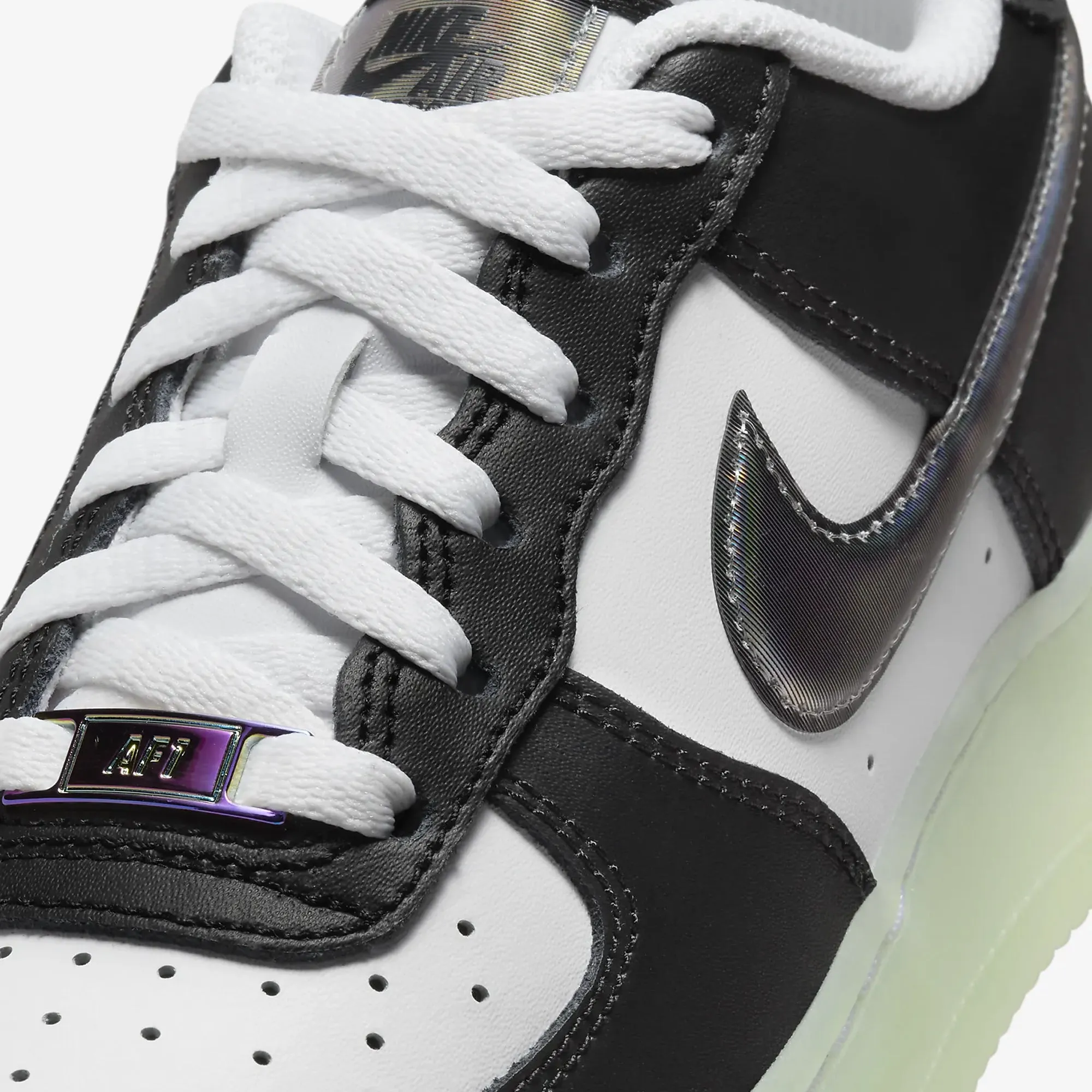 Nike | AIR FORCE 1 LV8 (GS)  { WHITE/BLACK-VAPOR GREEN