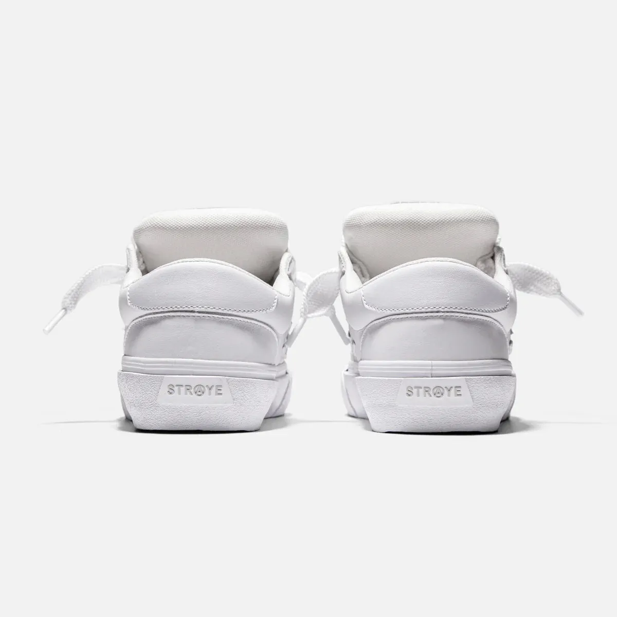 STRAYE Logan Puff White Sneakers